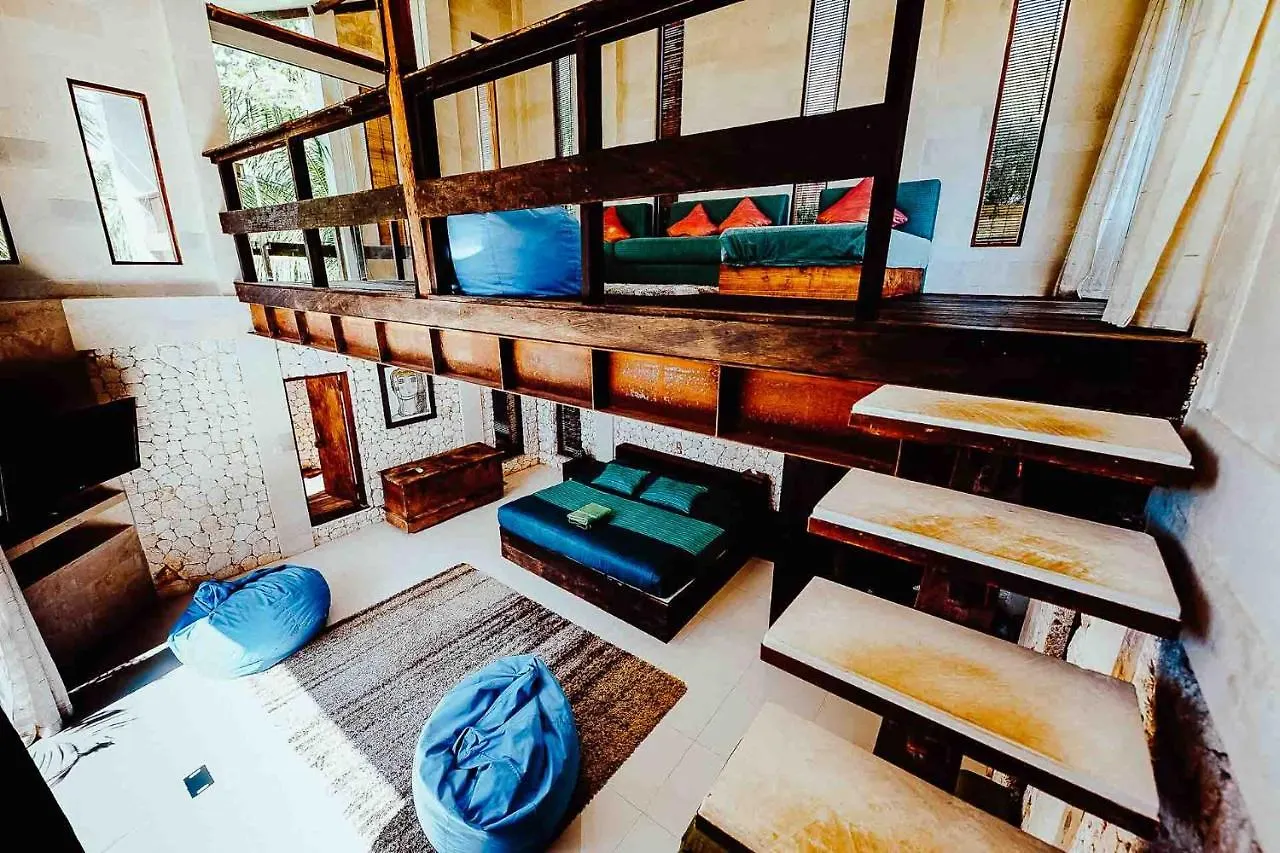 Rapture Surfcamps Padang-Padang Uluwatu  Indonesia