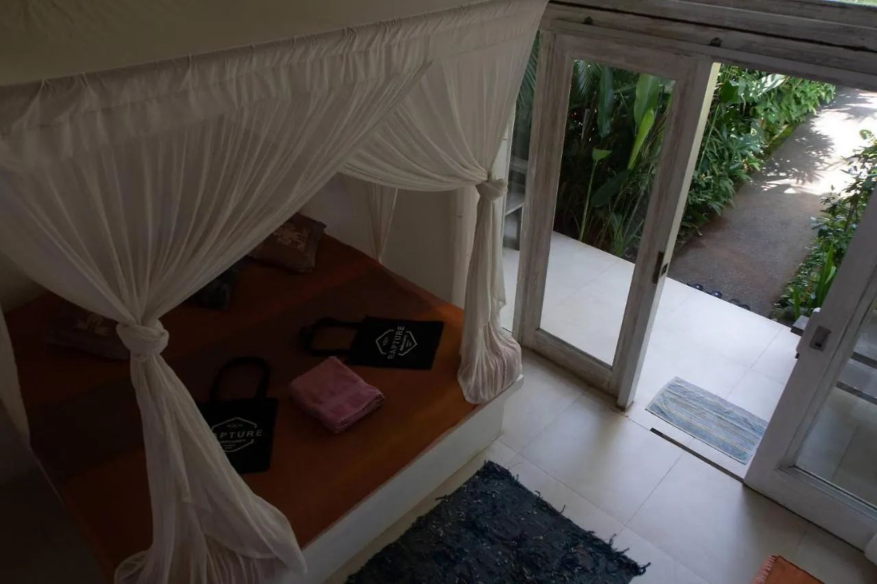 Rapture Surfcamps Padang-Padang Uluwatu  Indonesia